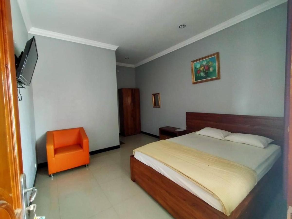 Hotel Asri Baru 푸르워케르토 외부 사진