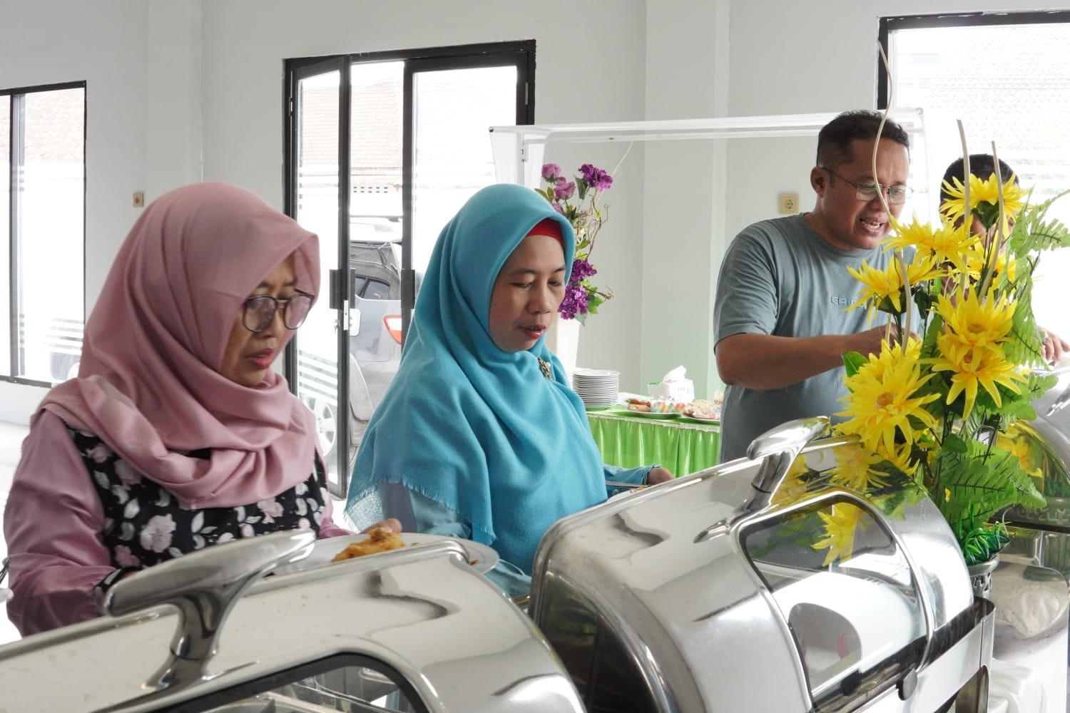 Hotel Asri Baru 푸르워케르토 외부 사진