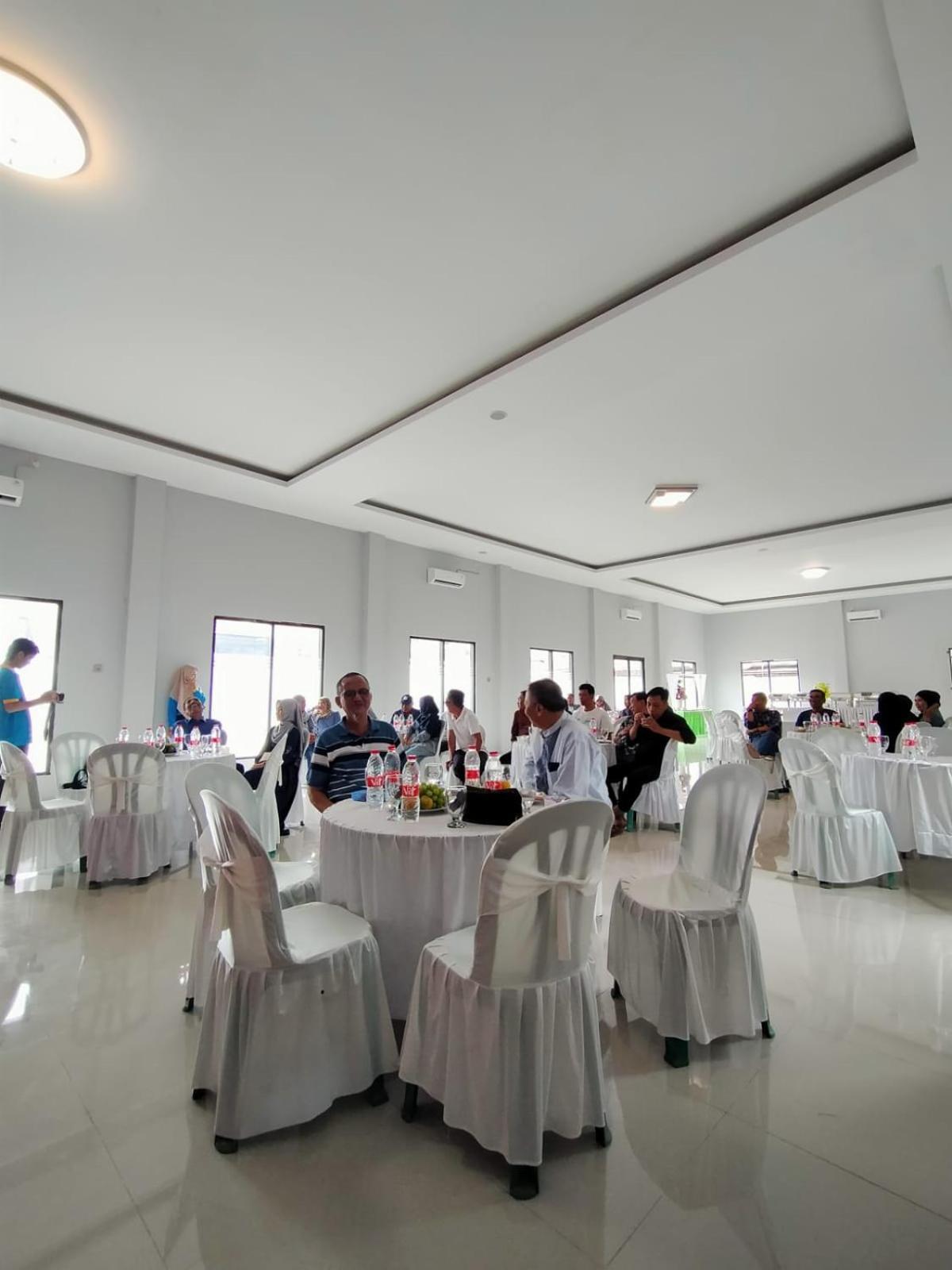 Hotel Asri Baru 푸르워케르토 외부 사진