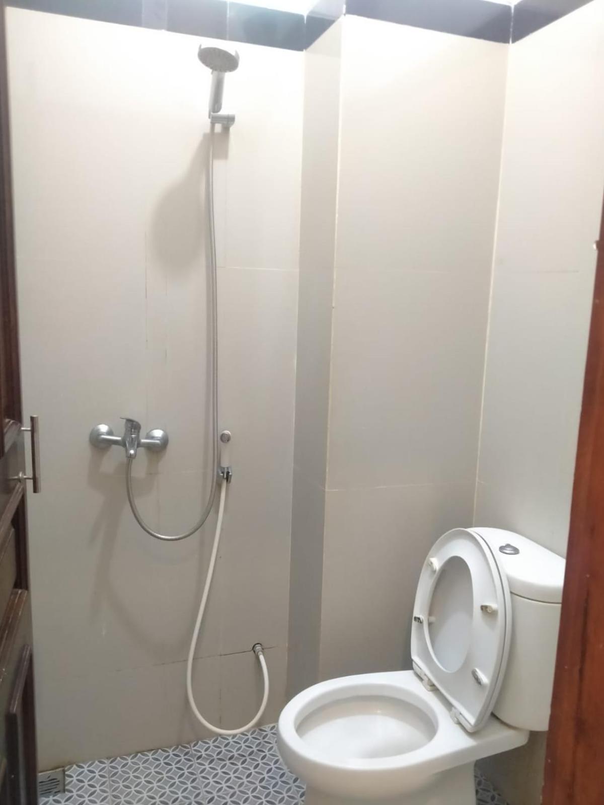 Hotel Asri Baru 푸르워케르토 외부 사진